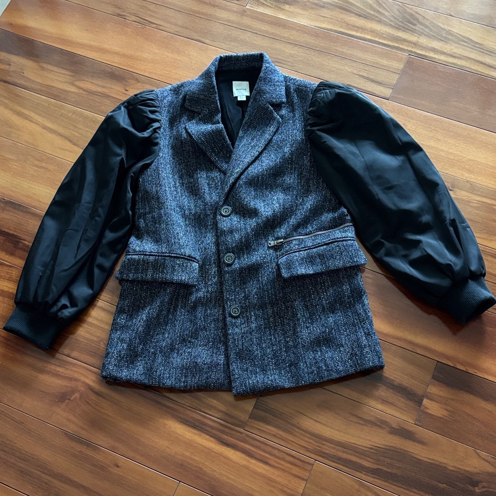 Anthropologie Gray and Black Blazer